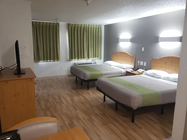 جناح بسريرين كوين، Studio6 Dallas, TX - North - Richardson 3/8