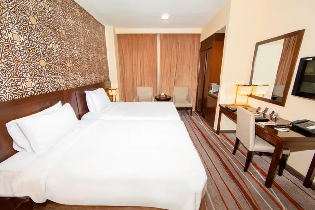 جناح بريميوم جونيور، دله طيبة(Dallah Taibah Hotel) 1/6