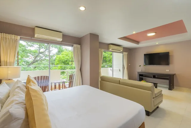 غرفة ديلوكس بسرير كينج، Bella Villa Prima 1/10