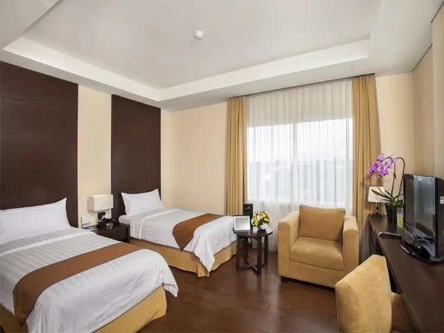 Superior, Twin Beds, Grande Padjadjaran Hotel Bogor 2/2