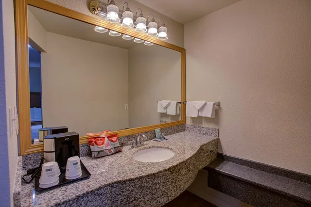 غرفة بسرير كوين لذوي الإعاقة، Best Western Sandman Hotel 5/5