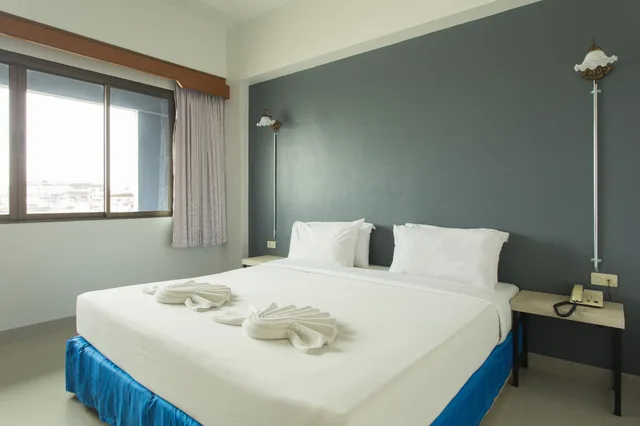 غرفة قياسية بسريرين منفصلين، City Hotel 1/3