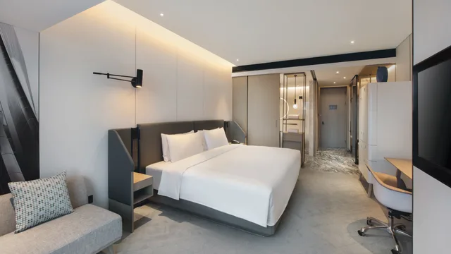 Standard, King Bed, River View, Crowne Plaza Quanzhou Riverview 1/3