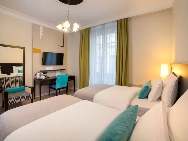 غرفة سوبيريور بسريرين منفصلين، Mercure Belgrade Excelsior 7/10