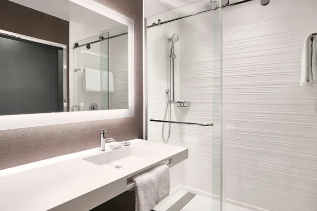 غرفة بسريرين كوين، AC Hotel by Marriott Columbus Downtown, GA 2/2
