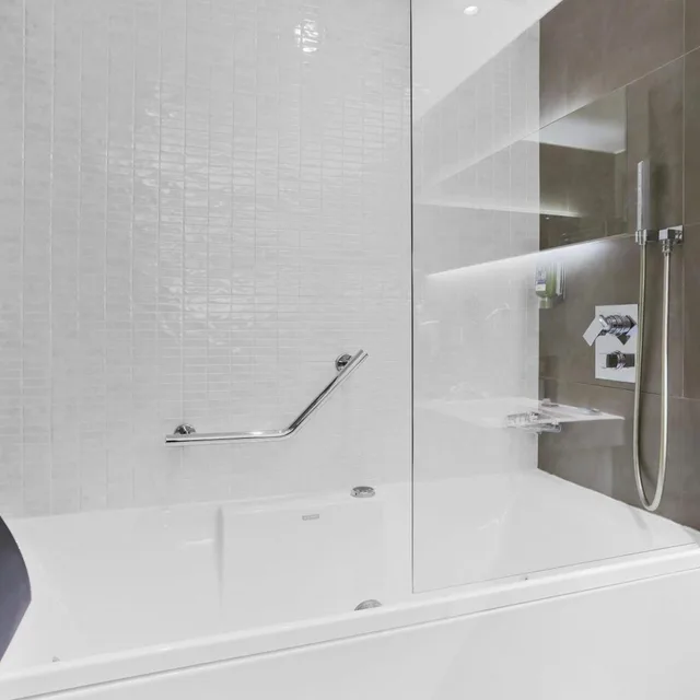 جناح بسرير كينج مع أريكة، Mercure Paris Vaugirard Porte de Versailles 8/8