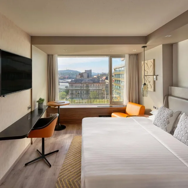 جناح جونيور مع دخول صالة النادي، Budapest Marriott Hotel 3/10