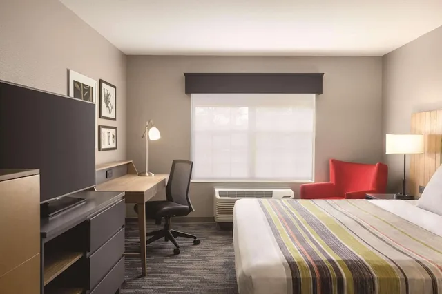 غرفة بسرير كينج لذوي الإعاقة، Country Inn & Suites by Radisson, Monona - Madison East 2/10
