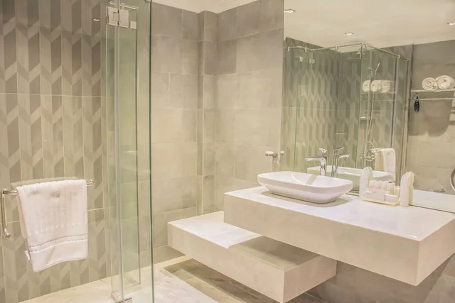 Superior, Twin Beds, Pool View, Balcony, Radisson Blu Resort Al Khobar Half Moon Bay 6/6