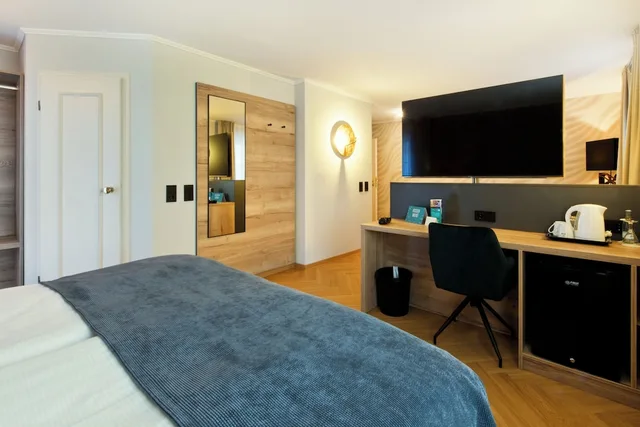 جناح جونيور بسرير كينج بإطلالة على الحديقة، Atrium Hotel Amadeus 4/10