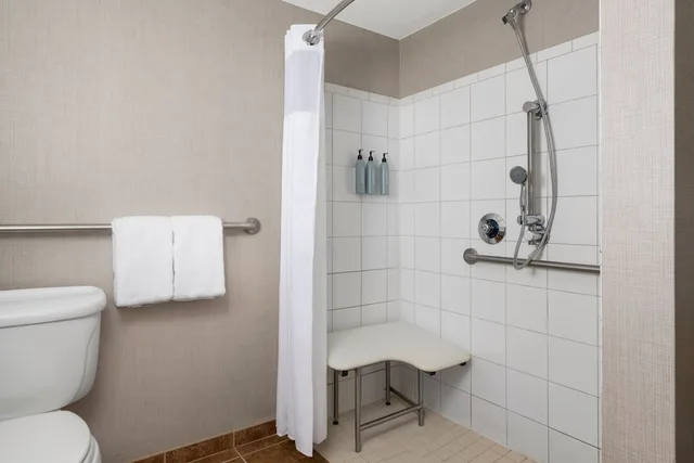 1 Bedroom, Suite, King Bed, Sofa, Residence Inn Mt Laurel At Bishop S Gate 5/5