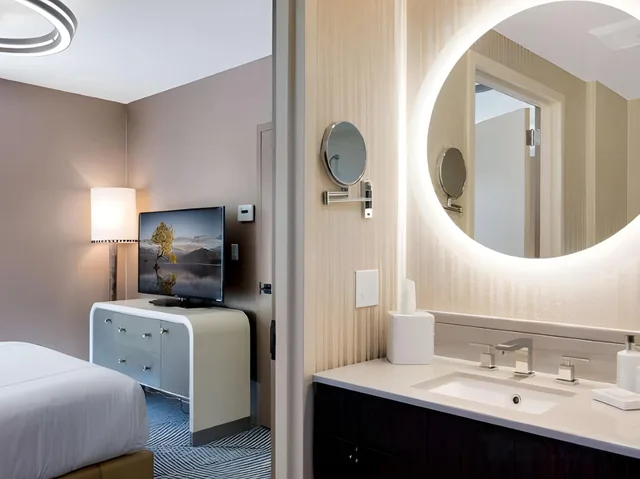 1 Bedroom, G, Suite, Queen Bed، Hotel Zoe Fishermans Wharf 1/1