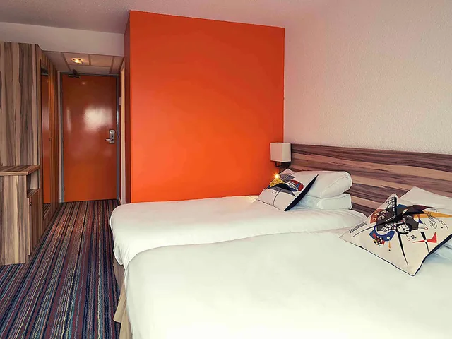غرفة قياسية بسريرين منفصلين، Hotel Mercure Lisieux Normandie 8/10