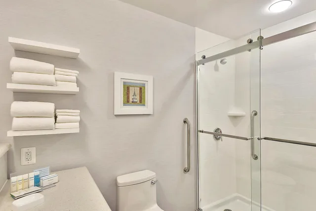 غرفة بسريرين كوين، Hampton Inn Alexandria Old Town King St. Metro 4/4