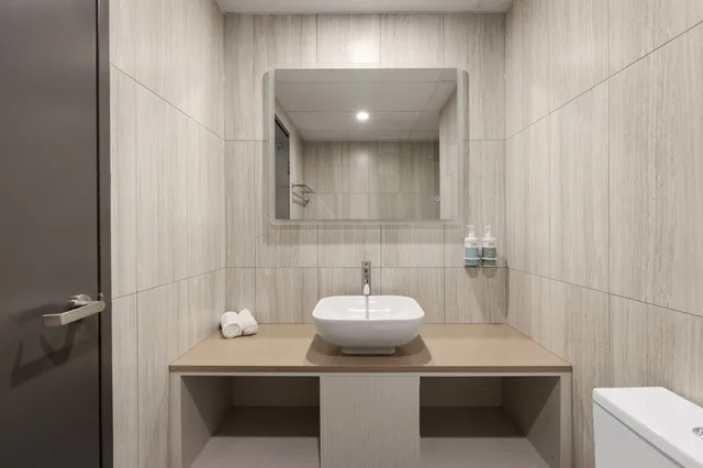 Superior Room, Sydney Central by Ascott Limited 3/4