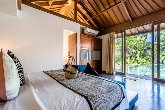 فيلا بسريرين منفصلين وسريرين كينج بـ3 غرف نوم بمسبح خاص، The Akasha Seminyak Luxury Villas & Hotel 3/10