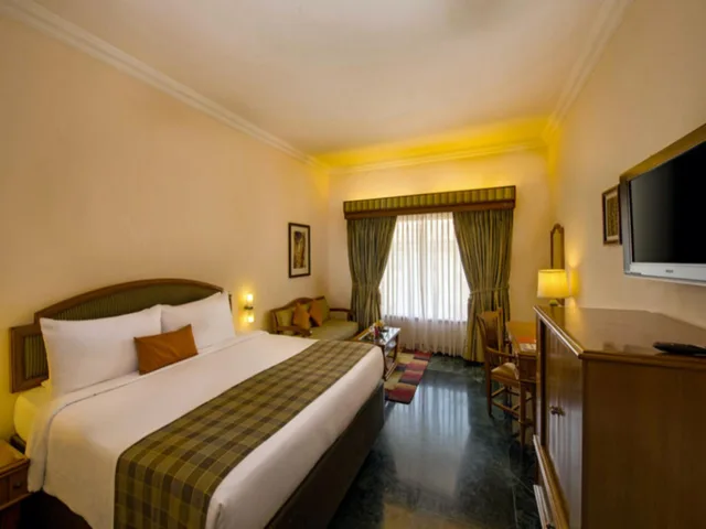 Deluxe, King Bed, Pool View, The Ummed Ahmedabad 1/1