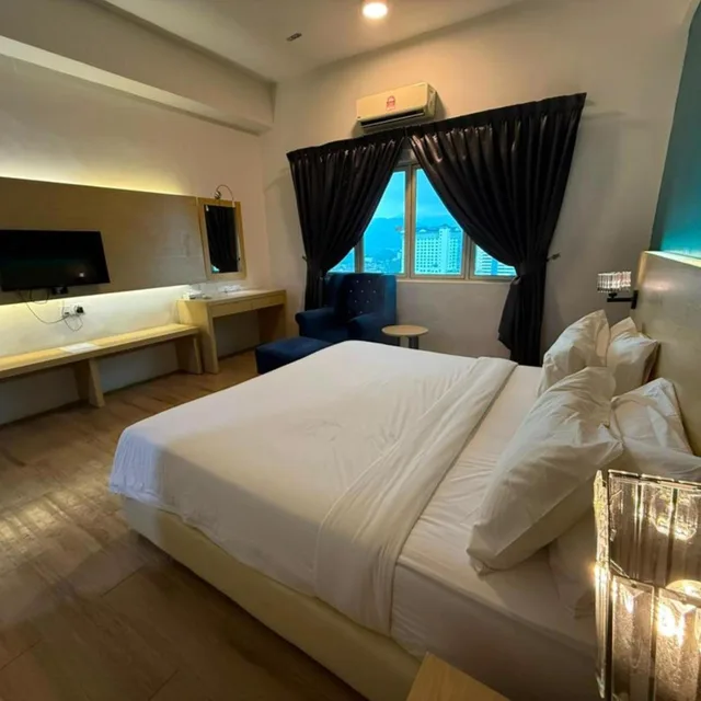 غرفة سوبيريور بسرير مزدوج، Kingston Hotel 25 at Summit Signature Batu Pahat 2/7
