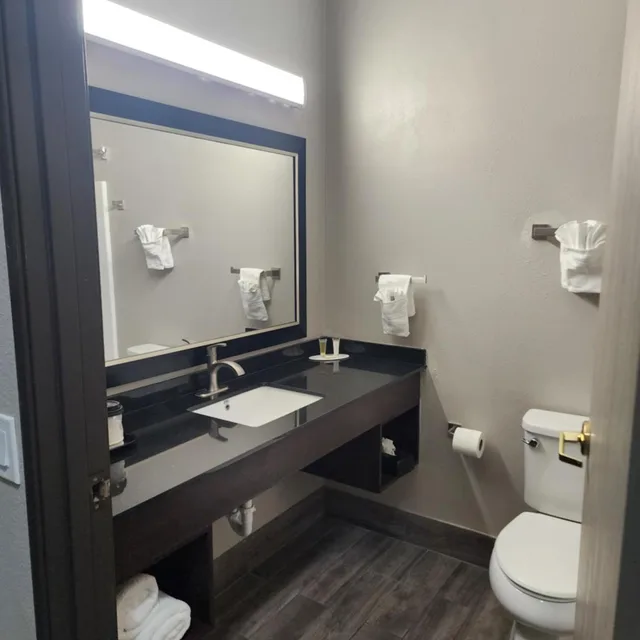 جناح بسرير كوين، Days Inn & Suites by Wyndham Tucson/Marana 10/10