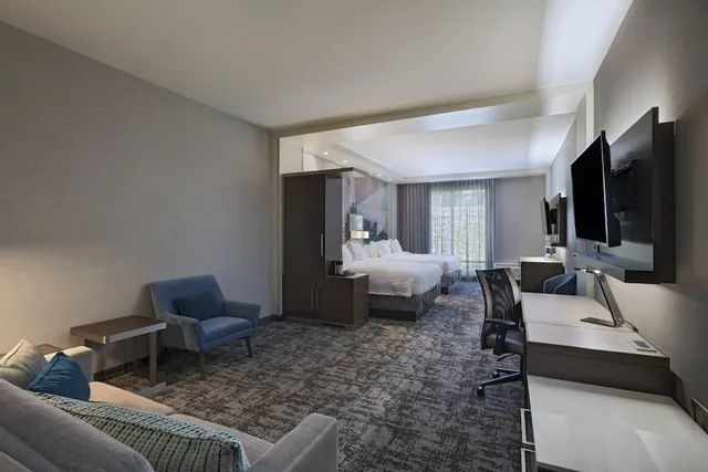 استوديو بسريرين كوين مع أريكة لذوي الإعاقة، Courtyard St. Louis Brentwood 1/3