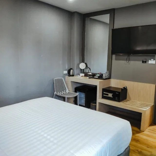 غرفة قياسية بسرير كينج، Hyde Park Hotel Bangkok 2/4