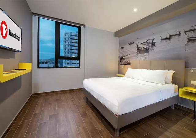 غرفة قياسية بسرير مزدوج، Travelodge Georgetown Penang 1/2