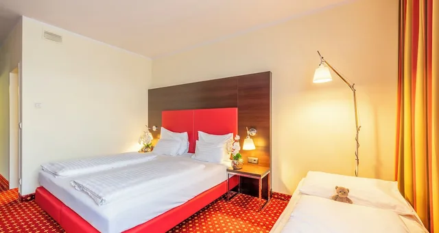 غرفة كومفورت ثلاثية بسرير مزدوج، PLAZA INN Wels 3/7
