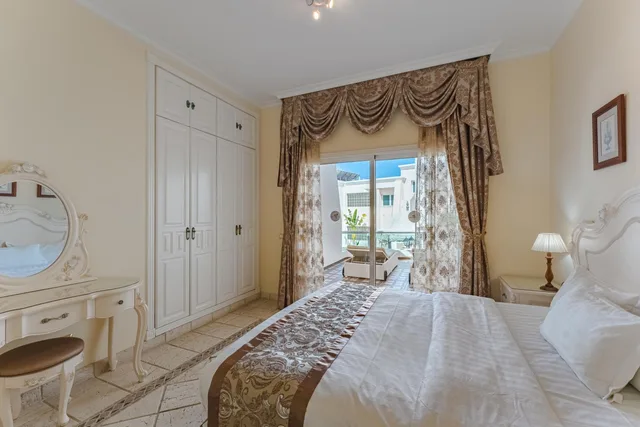 جناح، Flamingo Suites 1/10