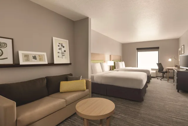 غرفة بريميوم رباعية بسرير كوين، Country Inn & Suites by Radisson, RJ Stadium - Tampa Airport East 1/1