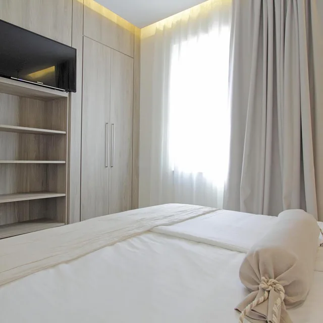 جناح بريميوم بإطلالة على البحر بشرفة بغرفة نوم واحدة، Kalamota Beach House 4/5