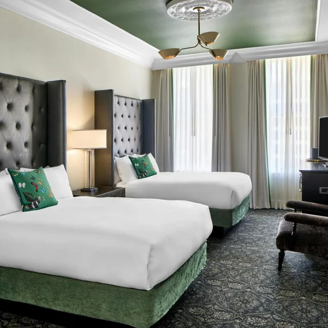 Wellness, 2 Double Beds، Le Pavillon Hotel 1/5
