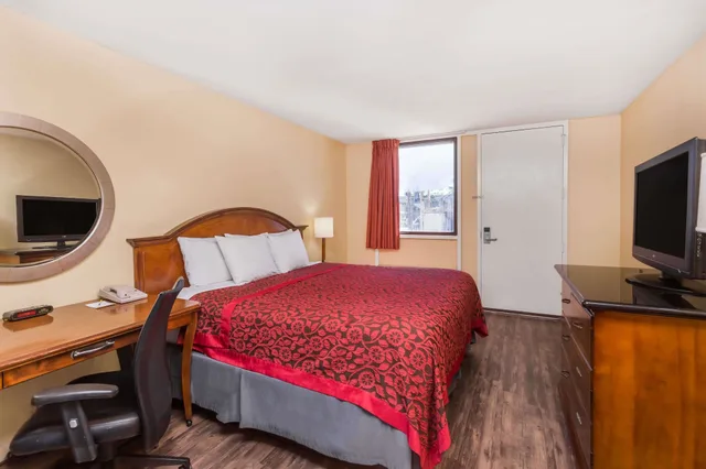 غرفة بسرير كينج لذوي الإعاقة، Days Inn By Wyndham College Park Airport Best Road 3/10