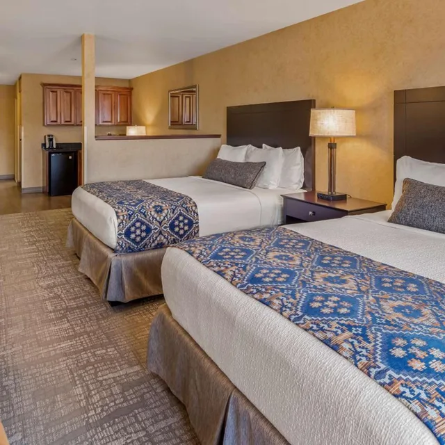 جناح بسريرين كوين لذوي الإعاقة، Best Western Plus Ponderay Mountain Lodge 1/5