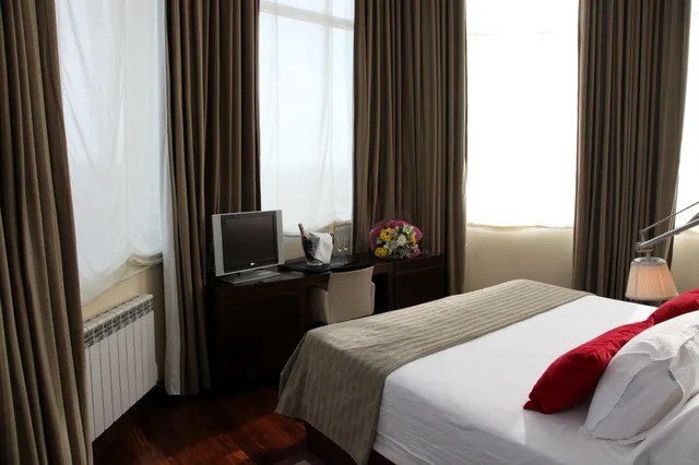 جناح جونيور بسرير مزدوج بإطلالة على البحر، Hotel Urh Palacio de Oriol Formerly Nh Palacio de Oriol 2/7