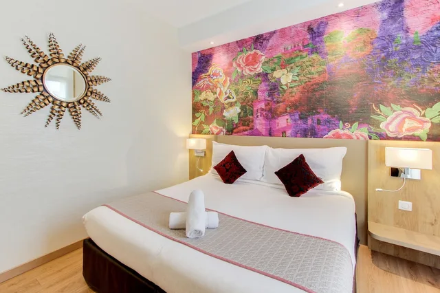 غرفة بسريرين منفصلين، Hotel Provencal 1/7