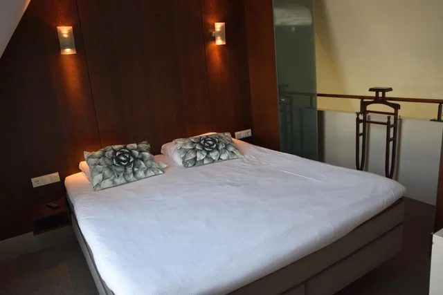 جناح بسرير كينج، Golden Tulip West Ende 2/6