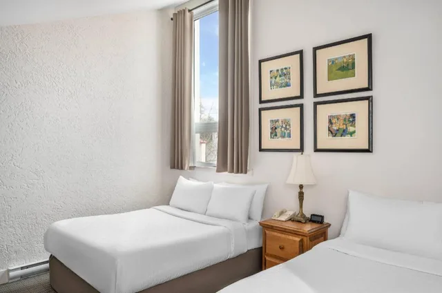 غرفة بسريرين مزدوجين، Hotel Cheribourg, an Ascend Collection Hotel 1/2