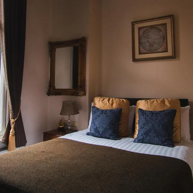 Room, Double Bed, Dublin Citi Hotel 5/9