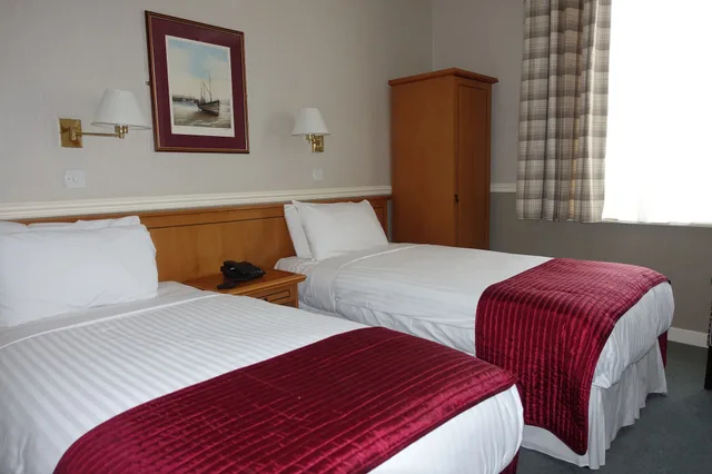 غرفة بسريرين منفصلين، THE CLARENDON HOTEL 1/5