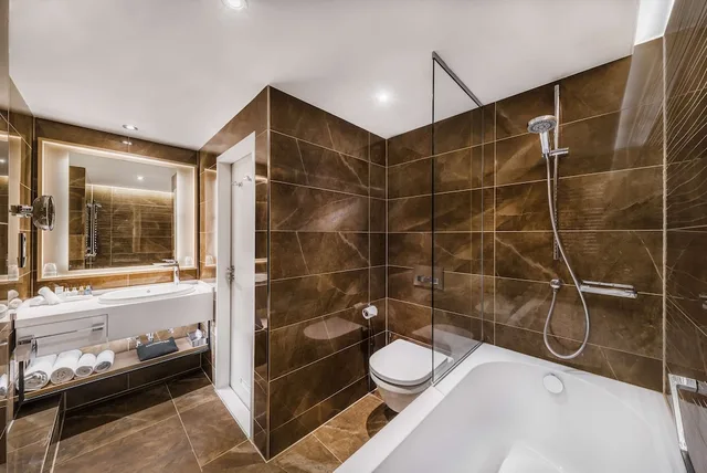 جناح بسرير كينج مع أريكة، Radisson Blu Beke 7/7