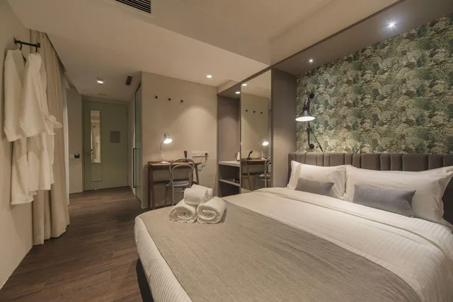 Courtyard, Queen Bed, The Great Madras By Hotel Calmo 1/2