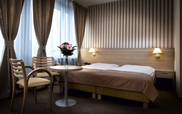 غرفة قياسية بسريرين منفصلين، Hotel Tatra 1/8