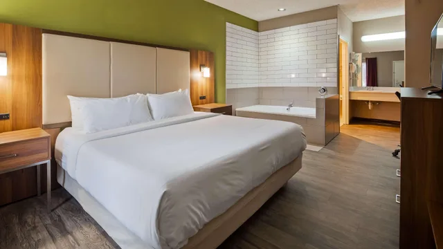 جناح، SureStay Hotel by Best Western Helen Downtown 2/6