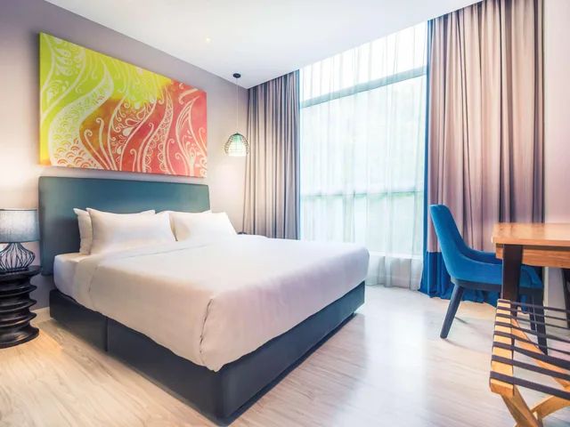 غرفة سوبيريور بسرير مزدوج بإطلالة، Mercure Kota Kinabalu City Centre 1/4