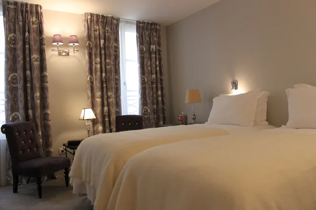 غرفة متصلة تنفيذية بأربعة أسرّة بغرفتي نوم، My Home In Paris Hotel 1/1