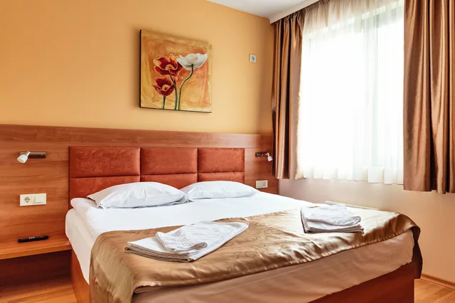 1 Bedroom, Deluxe, Apartment, Double Bed, Garden Area، Bright House Hotel 2/4