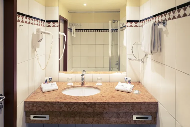 غرفة قياسية بسرير مزدوج، Mercure Hotel Riesa Dresden Elbland 8/10