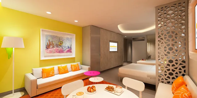 Swim-Up Oceanfront Pool Deck Level Queen Suite, Nickelodeon Hotels and Resorts Riviera Maya All Inclusive 5/10