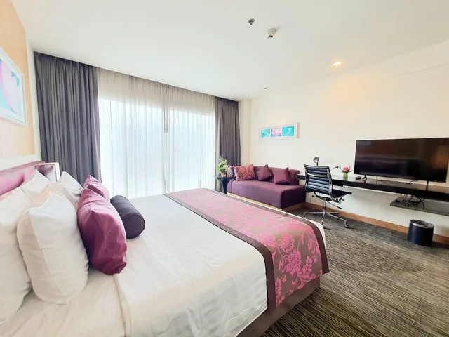 Plus, Deluxe, Double Bed, Amaranth Suvarnabhumi Hotel 1/3