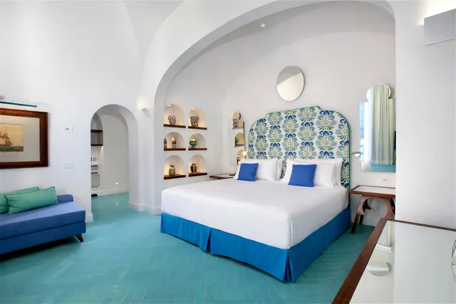 Comfort, Lateral Side Sea View، Grand Hotel Europa Palace 4/8